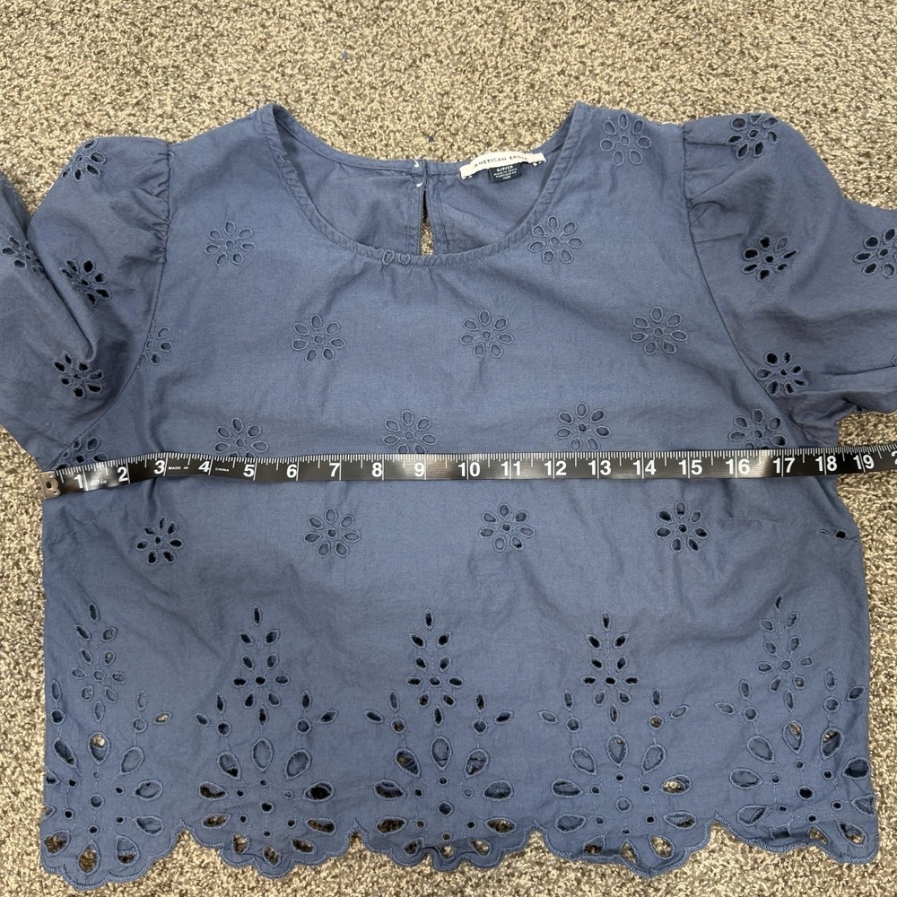 American Eagle Eyelet Crop Top Women's Small Blue Puff Sleeve Keyhole Back - Picture 10 of 10